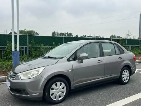 Venucia D50 2013
