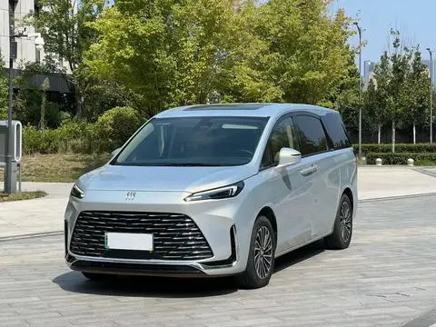 Buick GL8 PHEV 2025