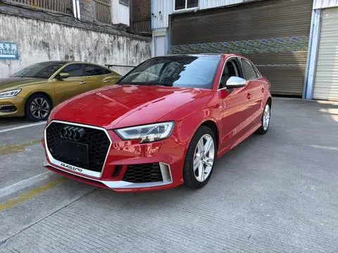 Audi A3 2019 — фото 1