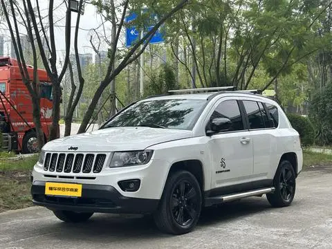 Jeep 指南者 2014