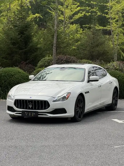 Maserati Quattroporte 2013 — фото 1