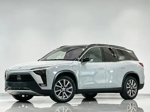 NIO ES8 2020