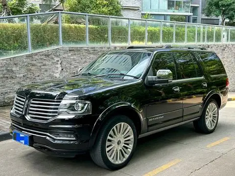 Lincoln 领航员 2016