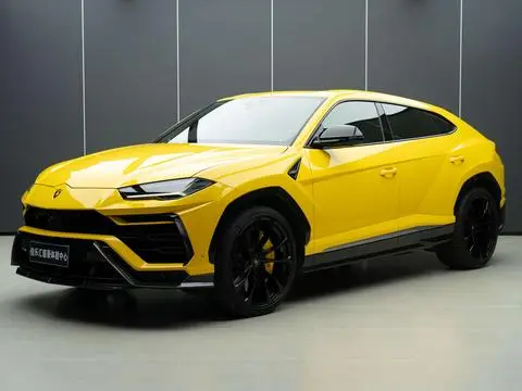 Lamborghini Urus 2021