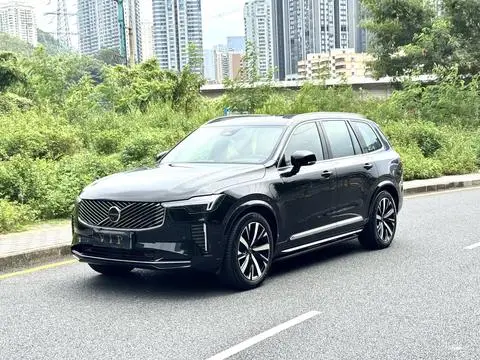 Volvo XC90 PHEV 2025