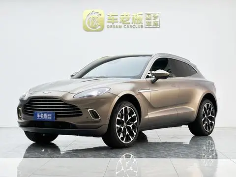 Aston Martin DBX 2020