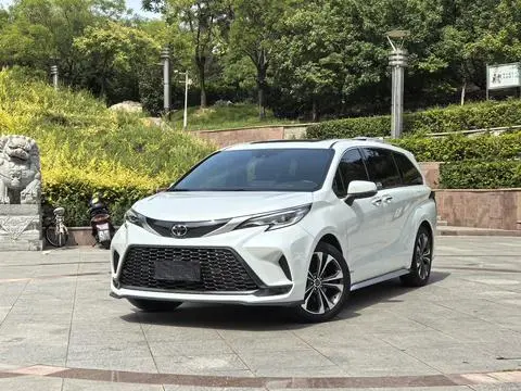 Toyota Granvia 2024