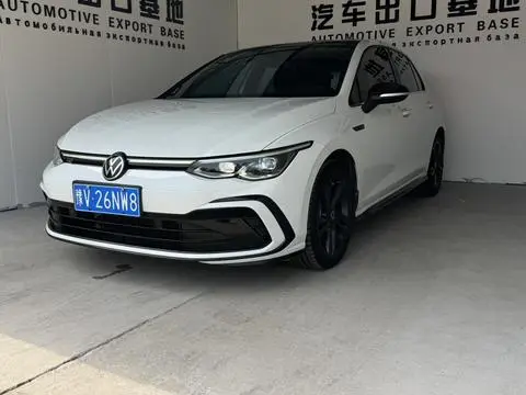 Volkswagen Golf 2021