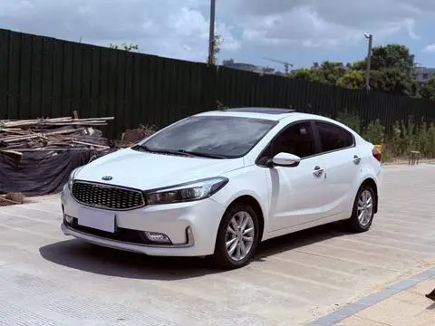 Kia K3 2016 — фото 1