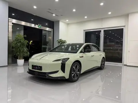 Hongqi EH7 2024