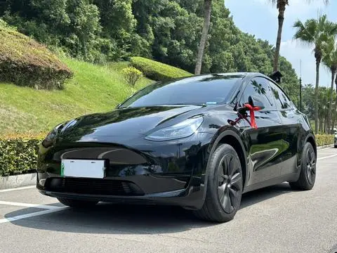 Tesla Model Y 2022 — фото 1