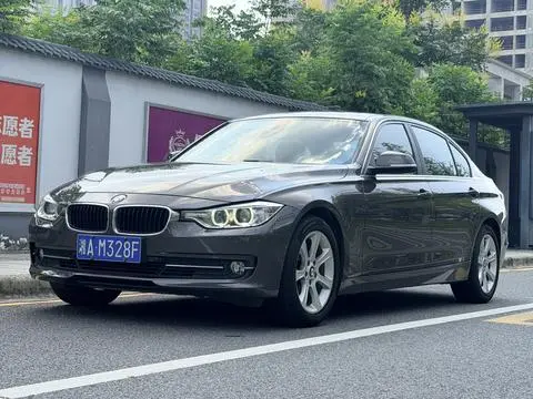 BMW 3 Series 2015 — фото 1