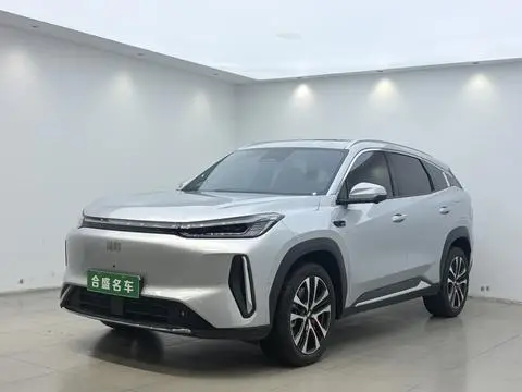 Geely M7 2026
