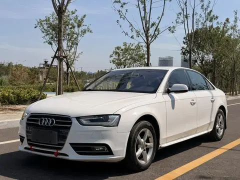 Audi A4L 2013