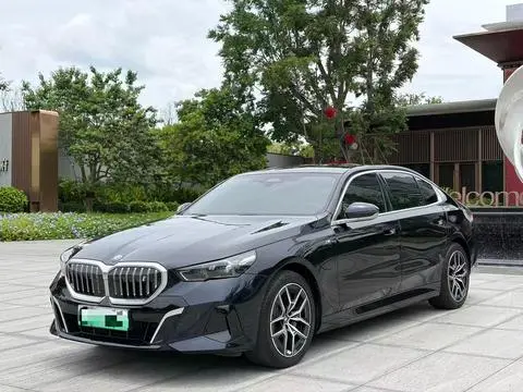 BMW i5 2024