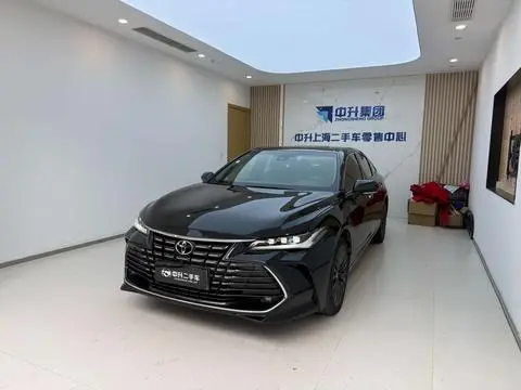 Toyota 亚洲龙 2023 — фото 1