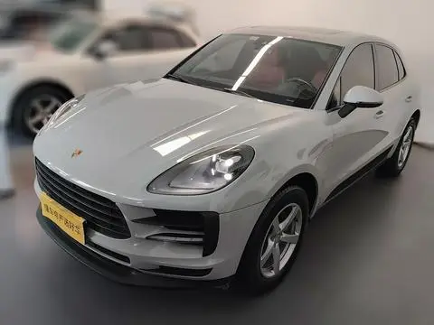Porsche Macan 2020 — фото 1