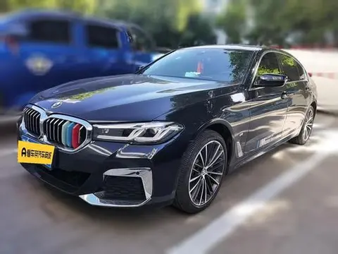 BMW 5 Series 2023 — фото 1