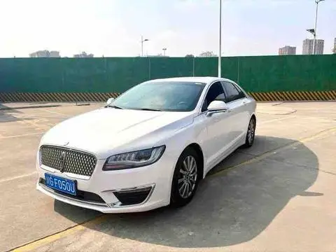 Lincoln MKZ 2018