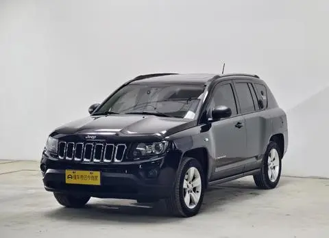 Jeep 指南者 2014 — фото 1