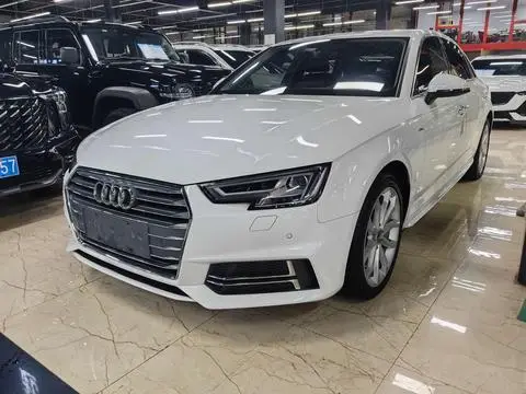 Audi A4L 2018