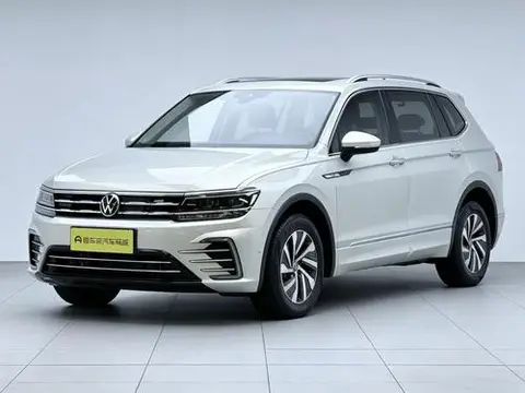 Volkswagen Tiguan L PHEV 2021 — фото 1