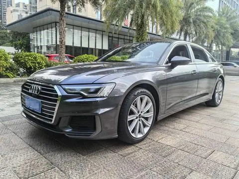 Audi A6L 2022