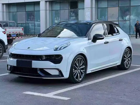 Lynk & Co 02 Hatchback 2022