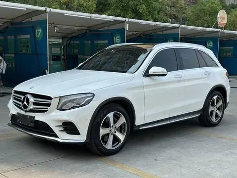 Mercedes-Benz GLC 2017 — фото 1