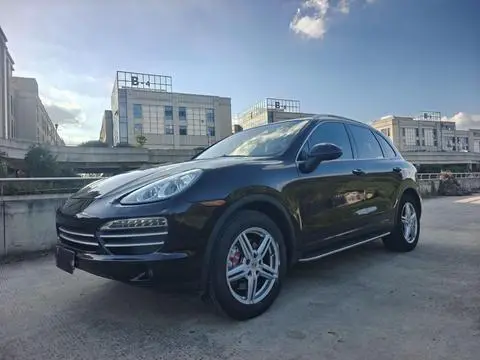 Porsche Cayenne 2014 — фото 1