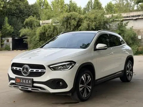Mercedes-Benz GLA 2022 — фото 1