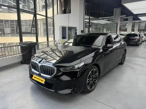 BMW 5 Series 2024
