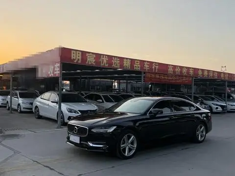 Volvo S90 2017 — фото 1