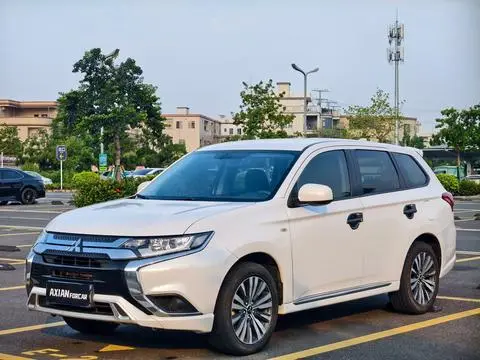 Mitsubishi 欧蓝德 2021