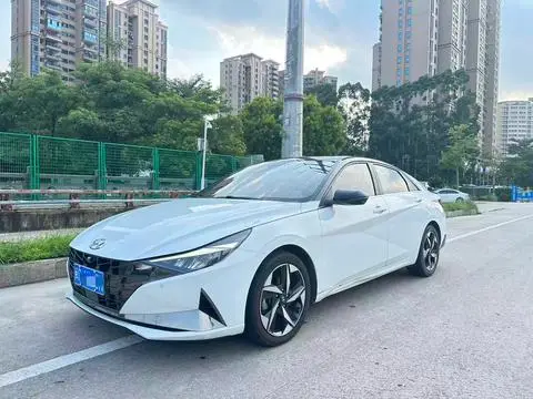 Hyundai Elantra 2021