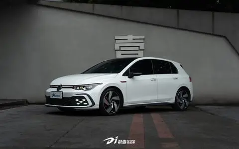 Volkswagen GolfGTI 2023