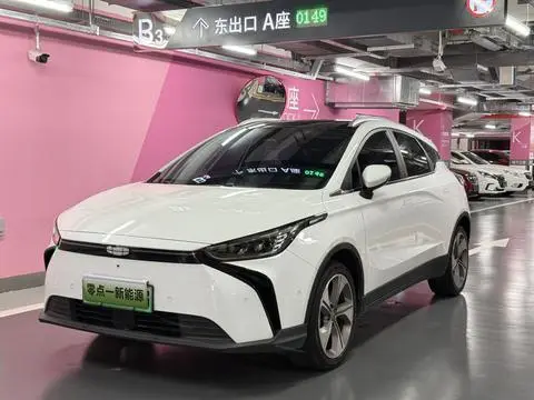 Geely M6 2022