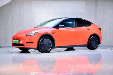 Tesla Model Y 2022 — фото 1