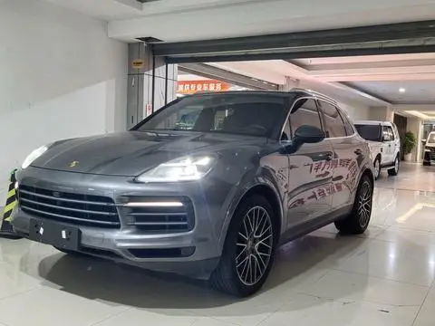 Porsche Cayenne E-Hybrid 2020 — фото 1