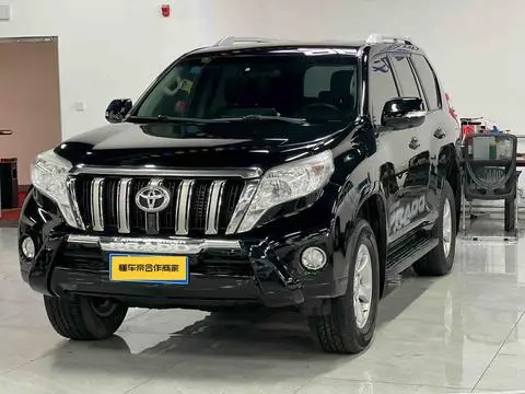 Toyota Prado 2015 — фото 1