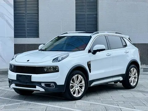 Lynk & Co 01 2017
