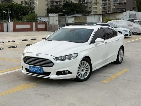 Ford 蒙迪欧 2013