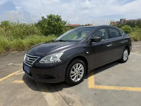 Nissan 轩逸 2012