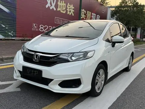 Honda Fit 2018 — фото 1