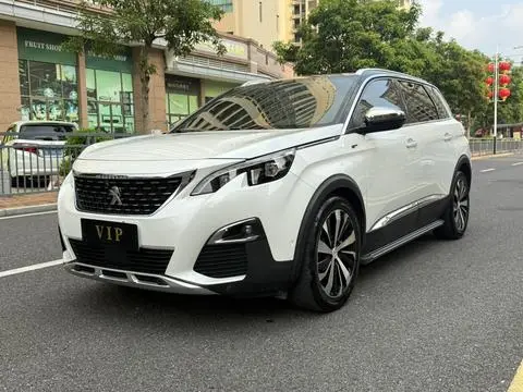 Peugeot 5008 2017 — фото 1