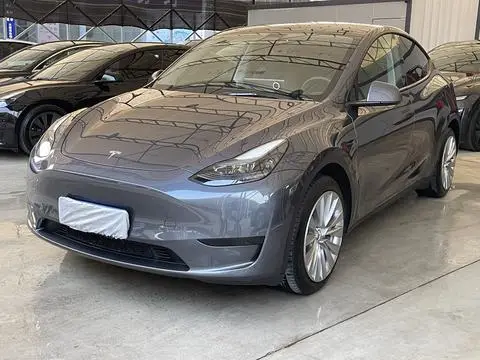 Tesla Model Y 2022 — фото 1