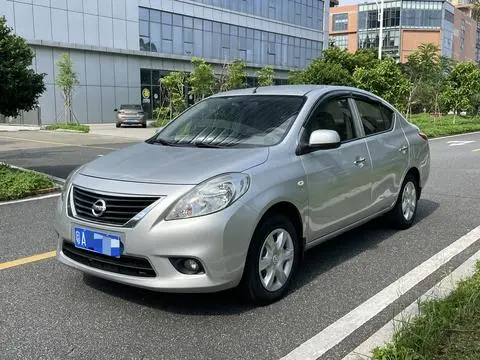 Nissan 阳光 2011