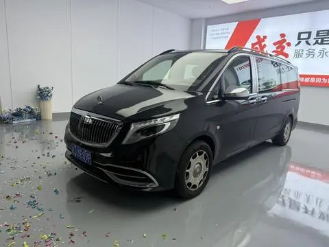 Mercedes-Benz 威霆 2021