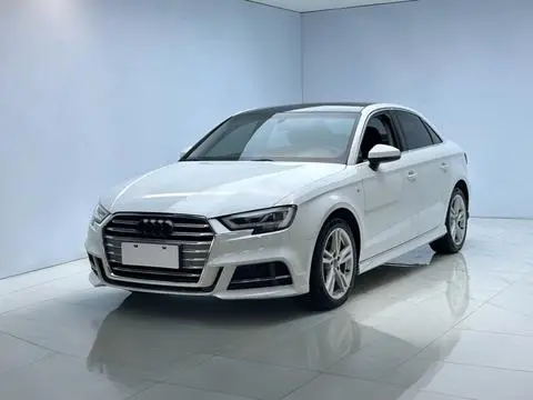 Audi A3 2020 — фото 1