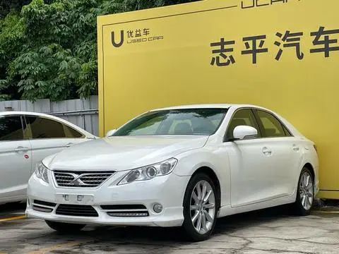 Toyota Reiz 2010